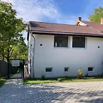 Vakantiehuis Sun&fun Vendeghaz Balatonakarattya