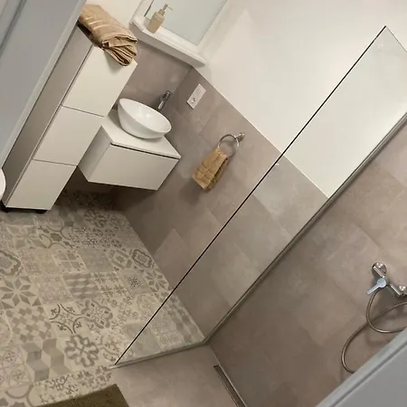 Sun&fun Vendeghaz Holiday home Balatonakarattya