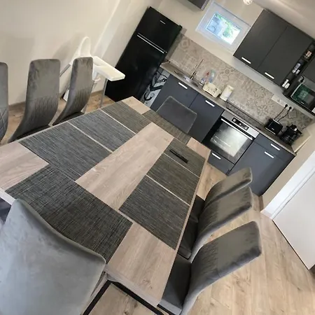 Sun&fun Vendeghaz * Balatonakarattya