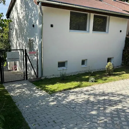Casa de Férias Sun&fun Balatonakarattya